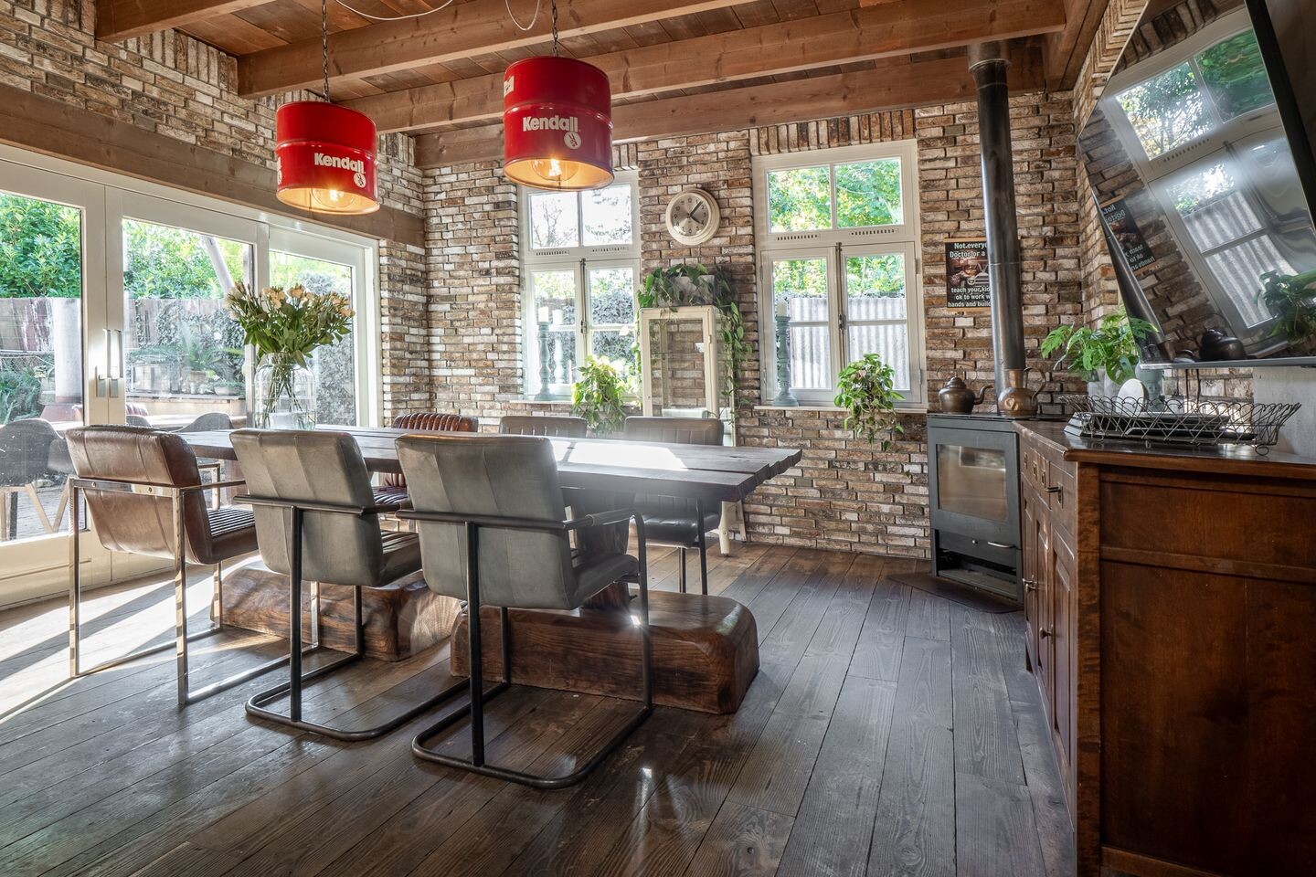 Hoekwoning te koop: Deurningerstraat 264, Hengelo