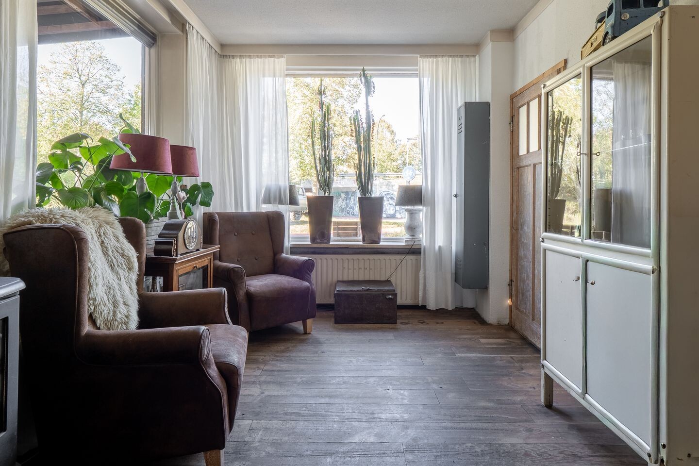 Hoekwoning te koop: Deurningerstraat 264, Hengelo