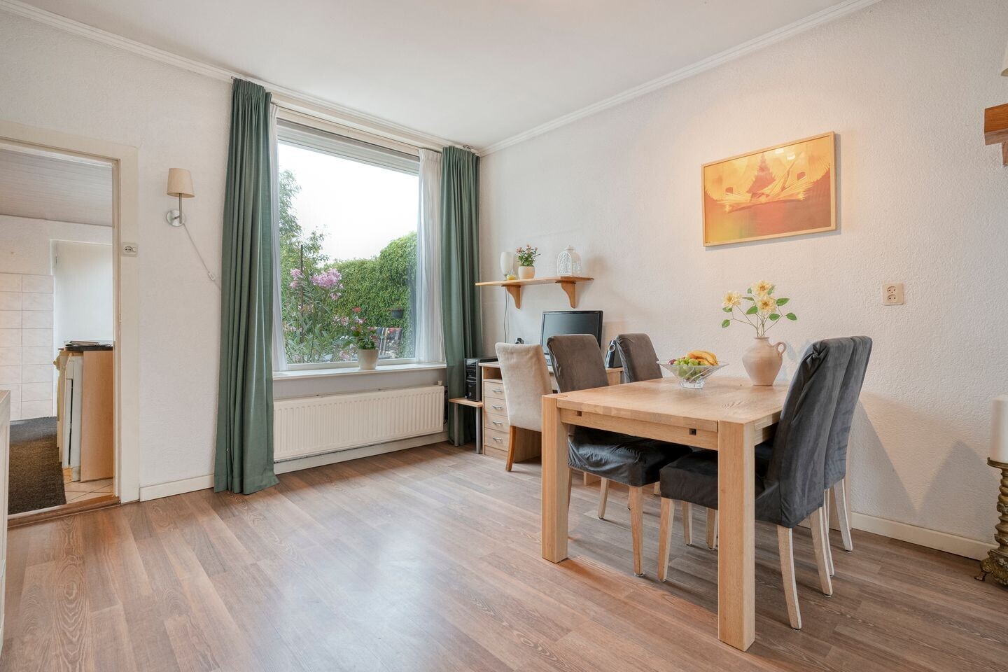 Twee-onder-één-kap te koop: Castorweg 328, Hengelo