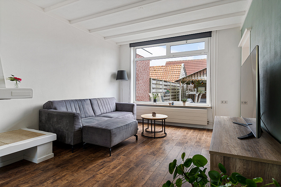 Twee-onder-één-kap te koop: Lijsterweg 72, Hengelo