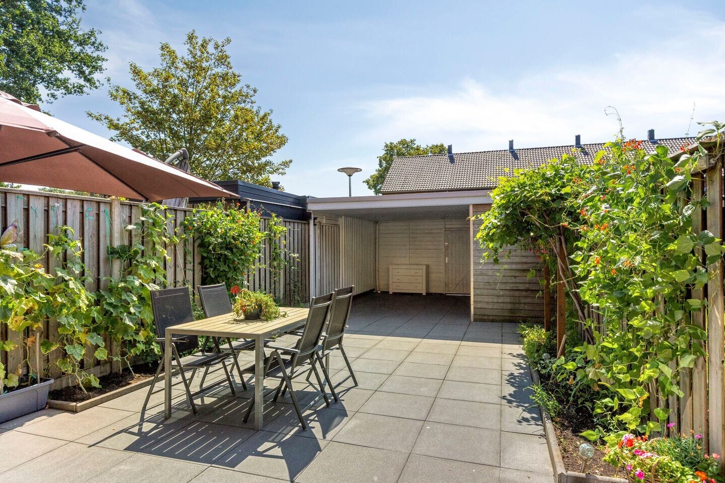 Tussenwoning te koop: Händelstraat 33, Hengelo
