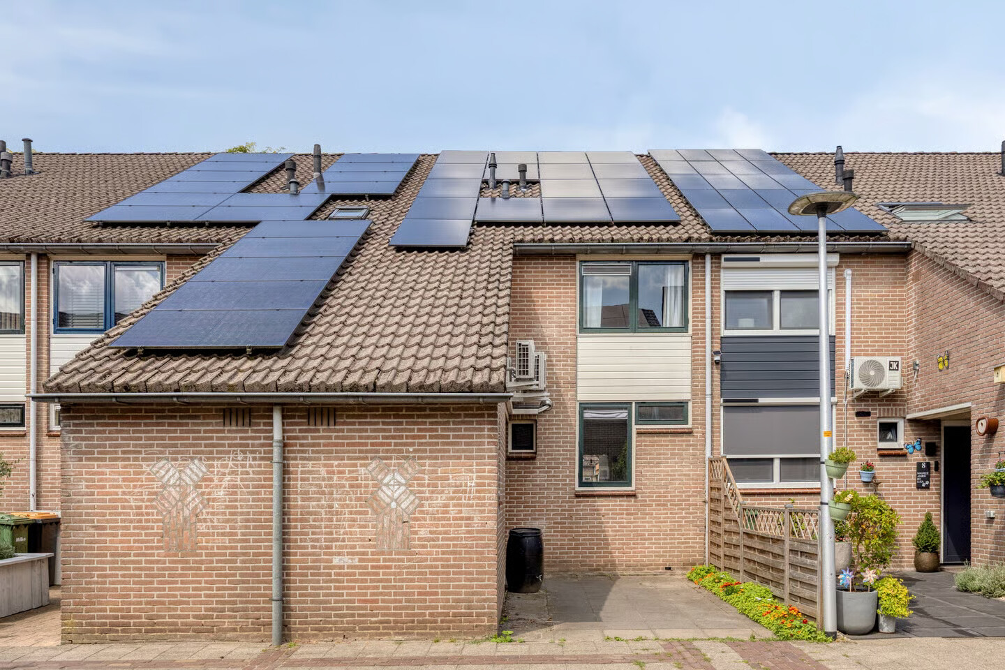 Tussenwoning te koop: Robert Stolzstraat 10, Hengelo