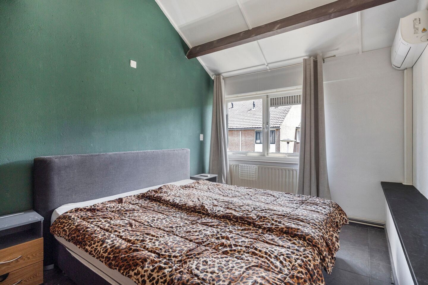 Tussenwoning te koop: Robert Stolzstraat 10, Hengelo