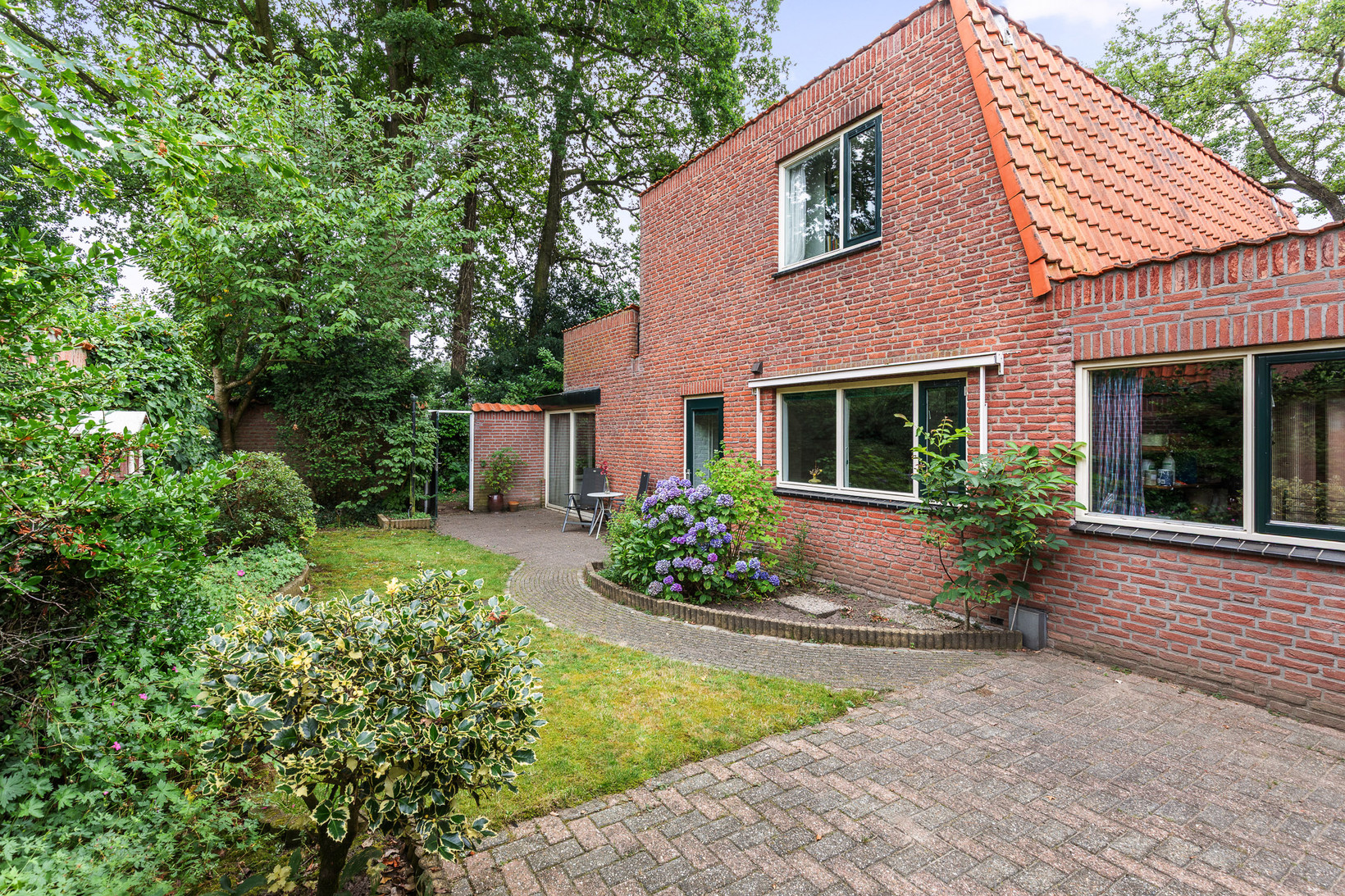 Hoekwoning te koop: Klaas de Rookstraat 58, Hengelo