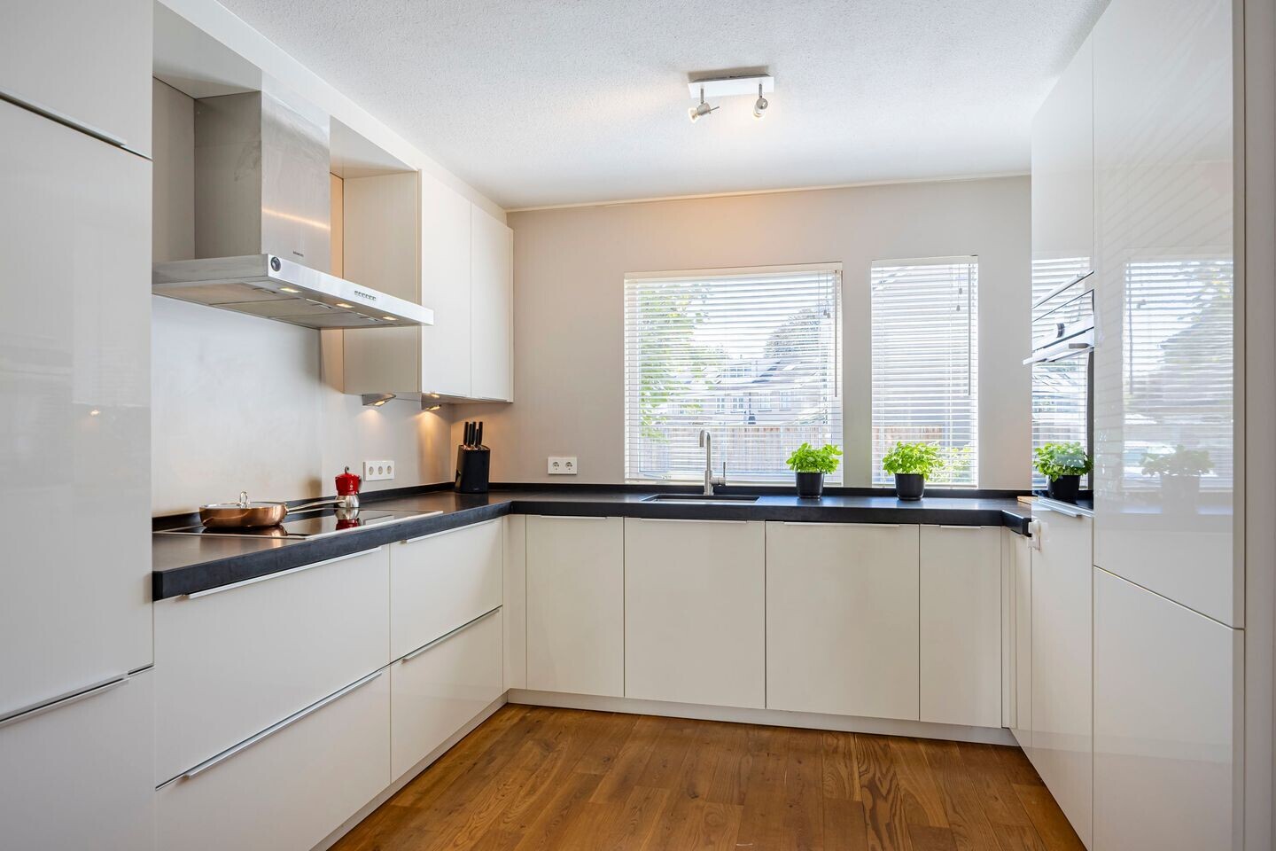 Tussenwoning te koop: Else Mauhsstraat 23, Hengelo