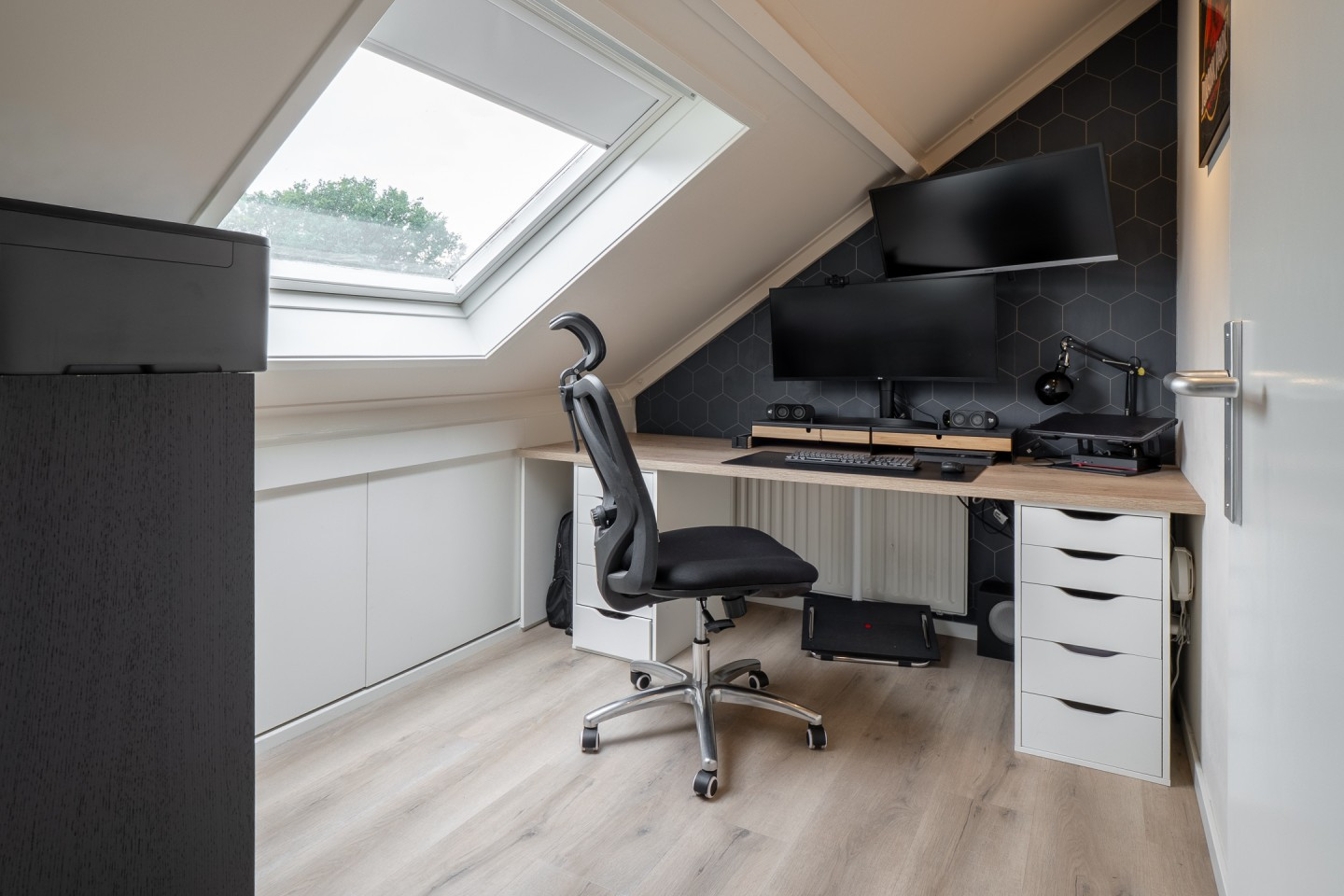 Twee-onder-één-kap te koop: Louis Bouwmeesterstraat 106, Hengelo