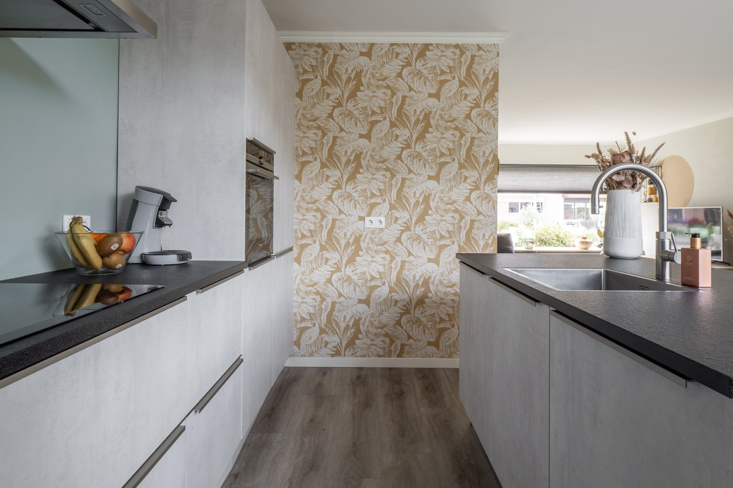 Twee-onder-één-kap te koop: Louis Bouwmeesterstraat 106, Hengelo