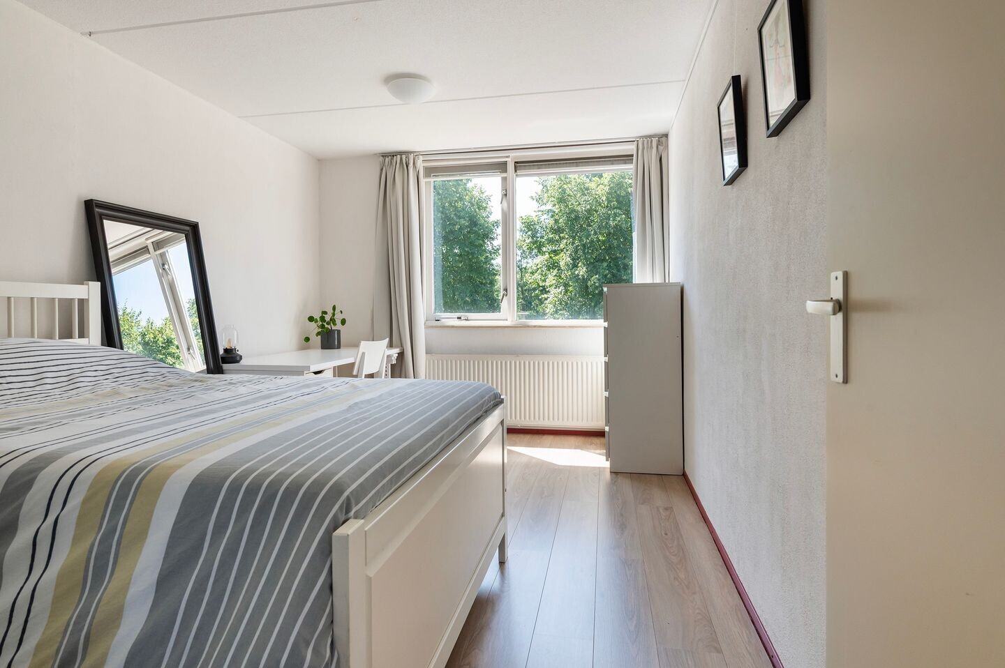 Twee-onder-één-kap te koop: Parijsstraat 53, Hengelo
