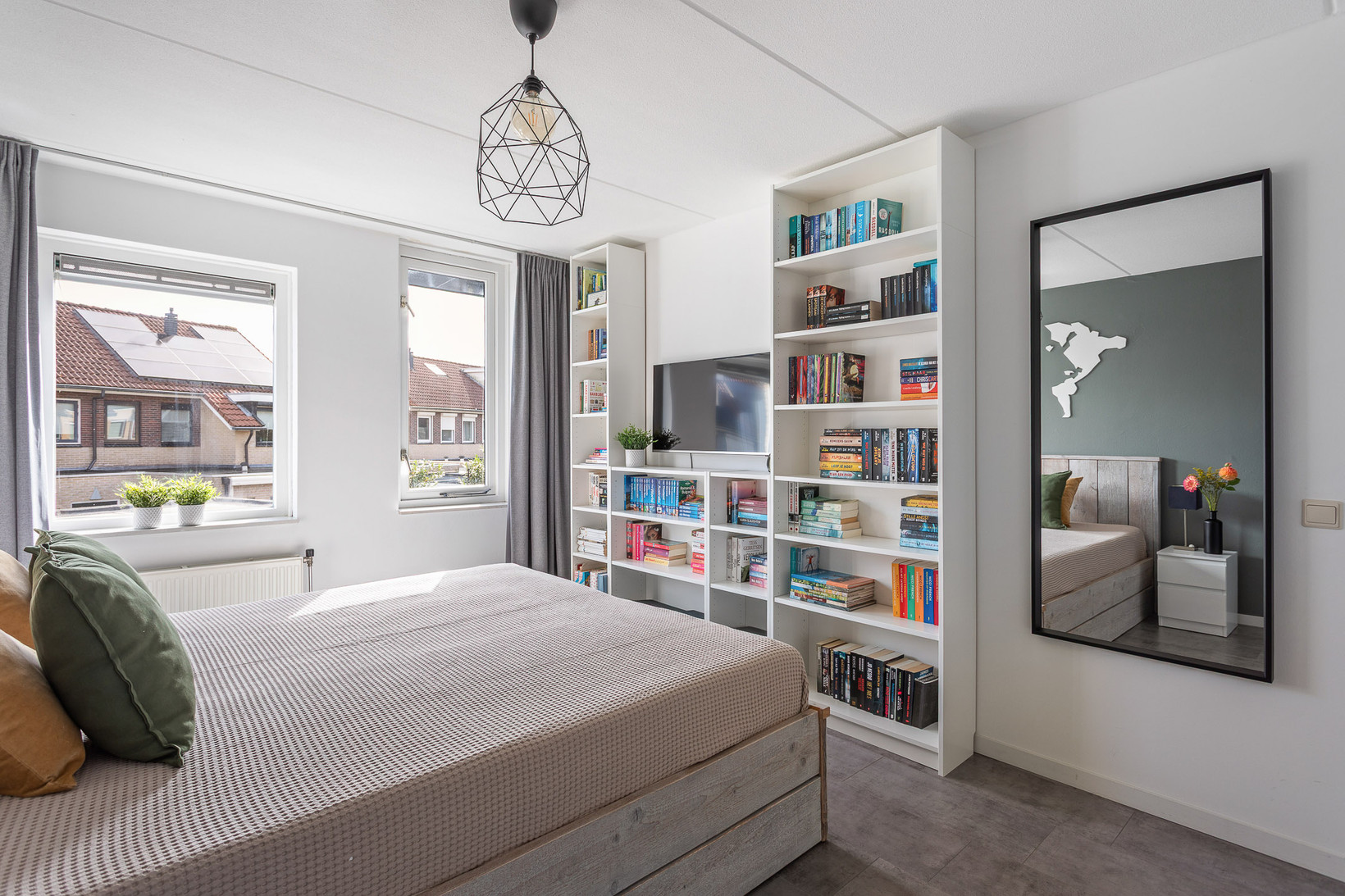Tussenwoning te koop: Abe Lenstrastraat 7, Oldenzaal