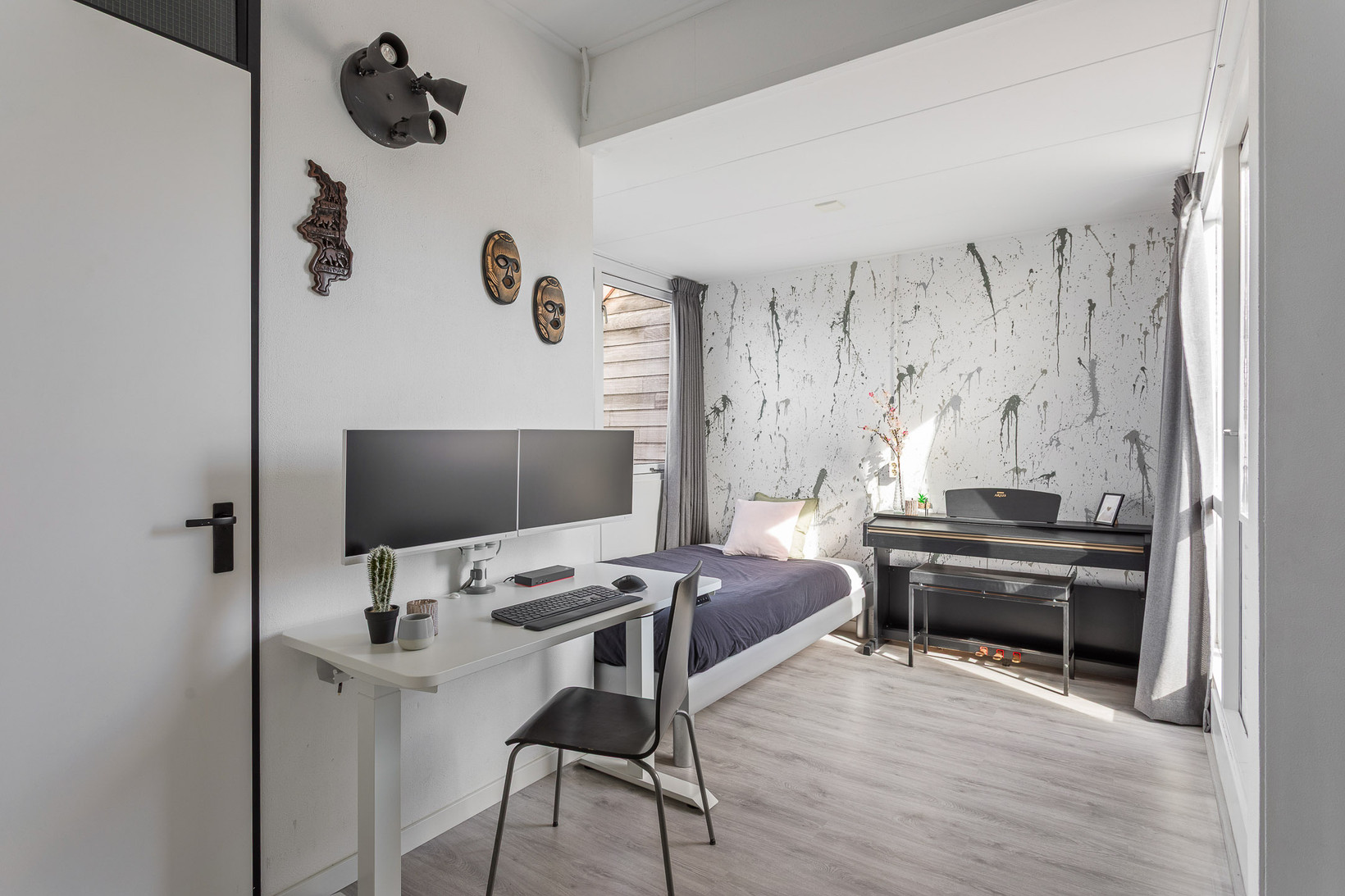Tussenwoning te koop: Abe Lenstrastraat 7, Oldenzaal