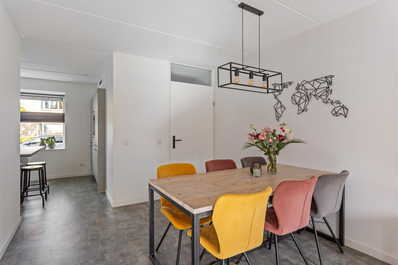 Tussenwoning te koop: Abe Lenstrastraat 7, Oldenzaal