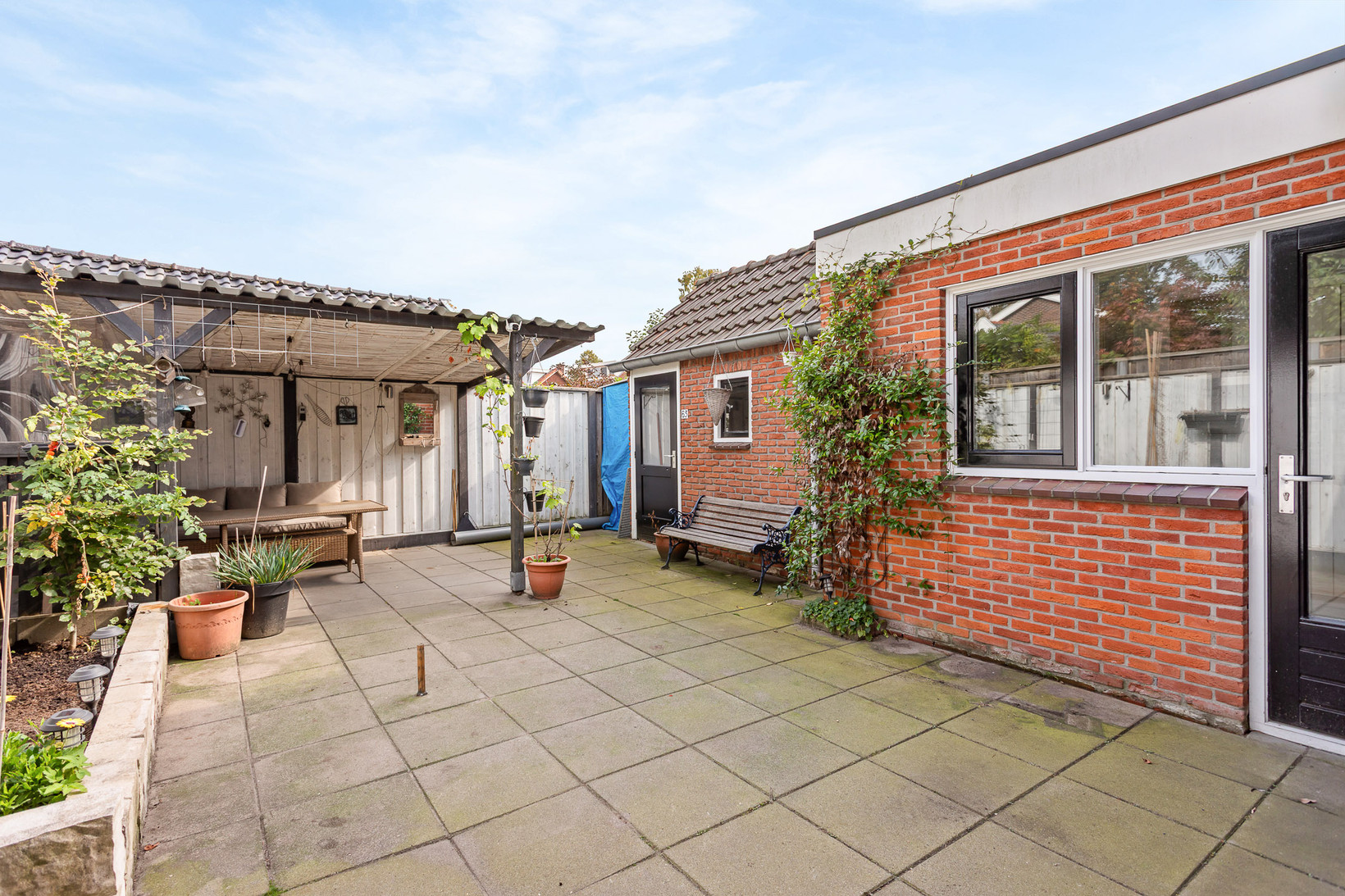 Hoekwoning te koop: P.J. Geldermanstraat 63, Oldenzaal