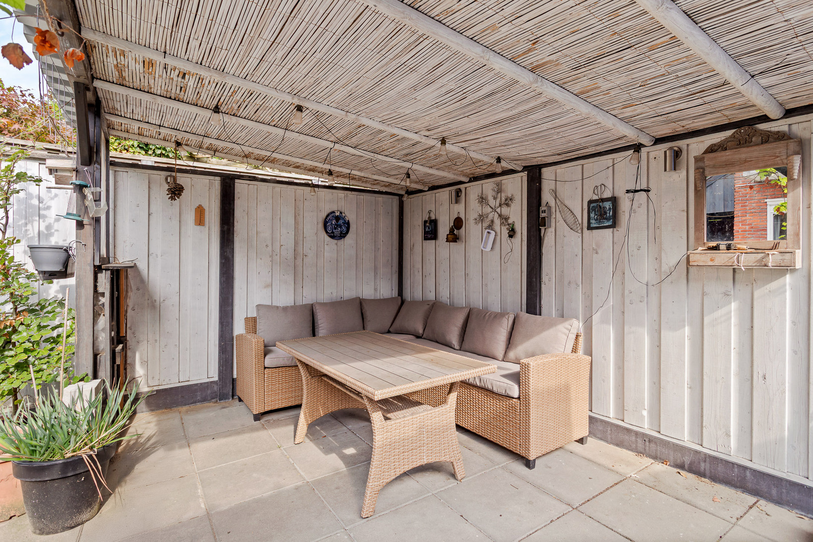 Hoekwoning te koop: P.J. Geldermanstraat 63, Oldenzaal