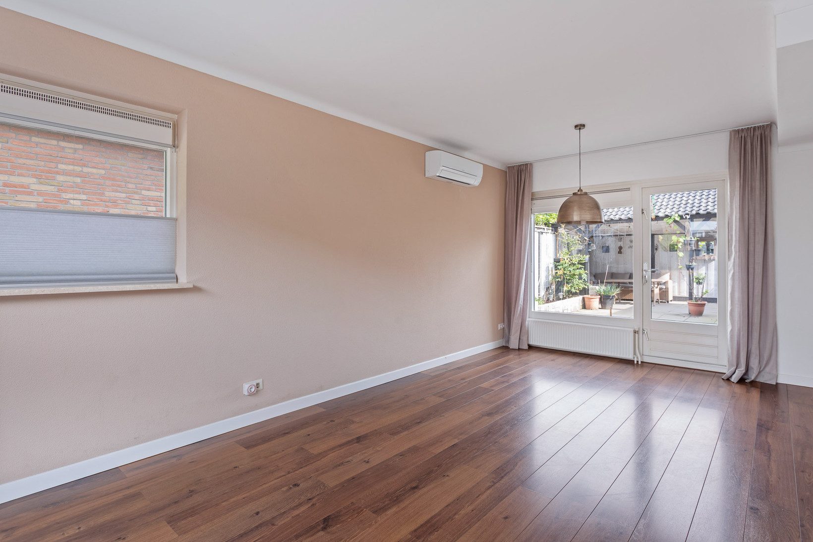 Hoekwoning te koop: P.J. Geldermanstraat 63, Oldenzaal