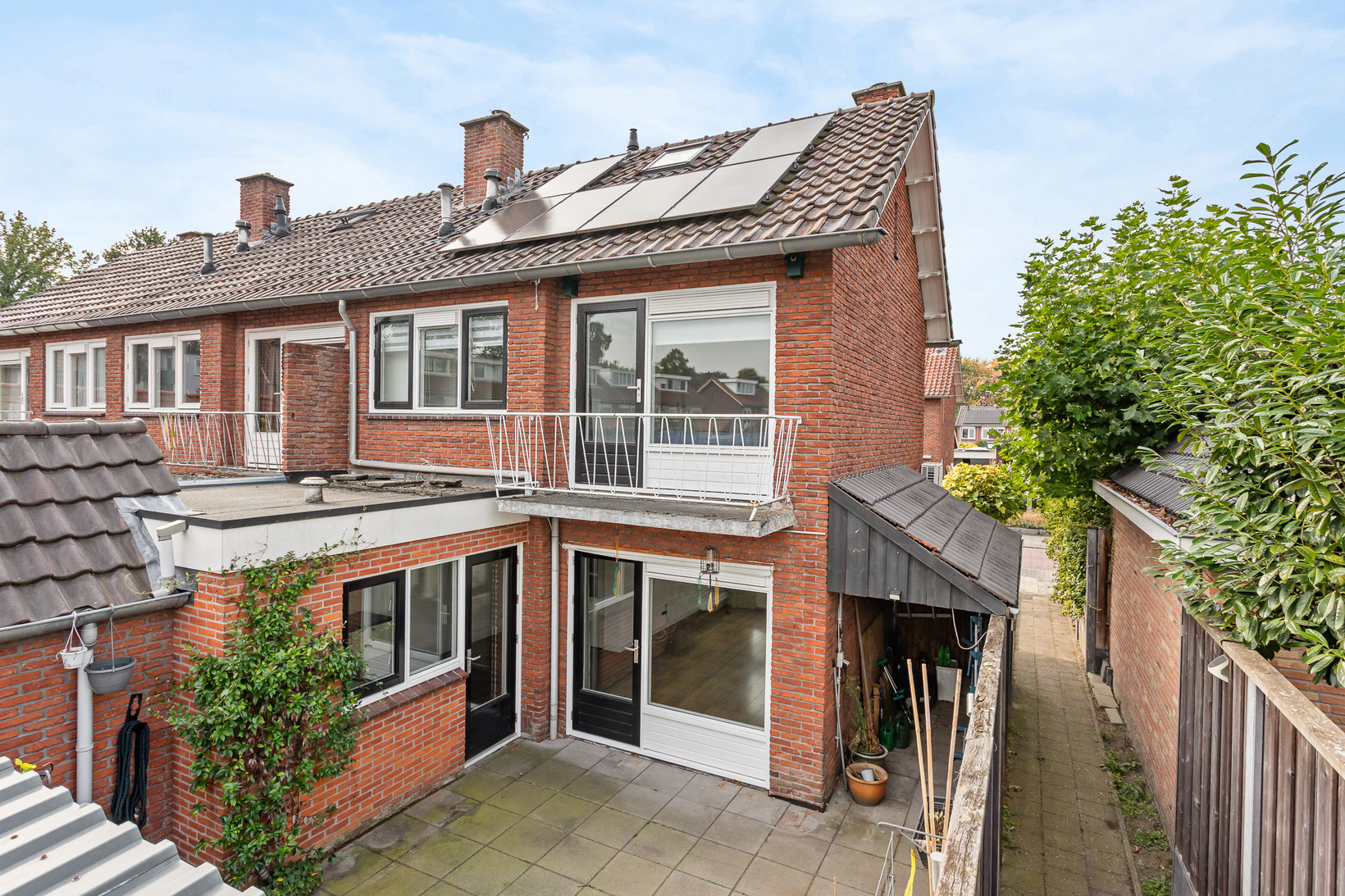 Hoekwoning te koop: P.J. Geldermanstraat 63, Oldenzaal