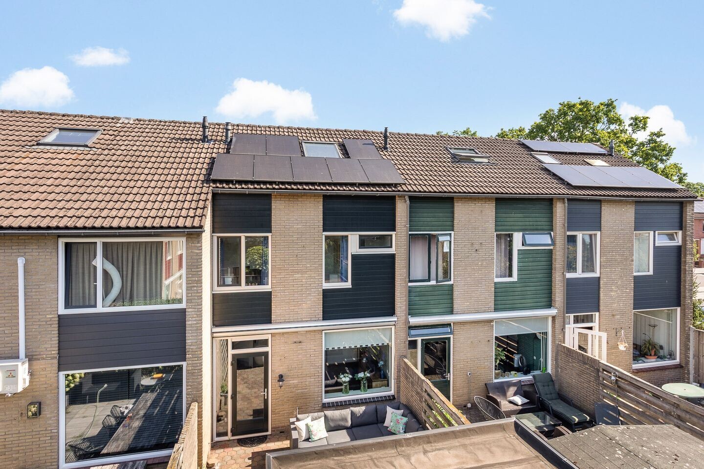 Tussenwoning te koop: Zandhorstlaan 5, Oldenzaal