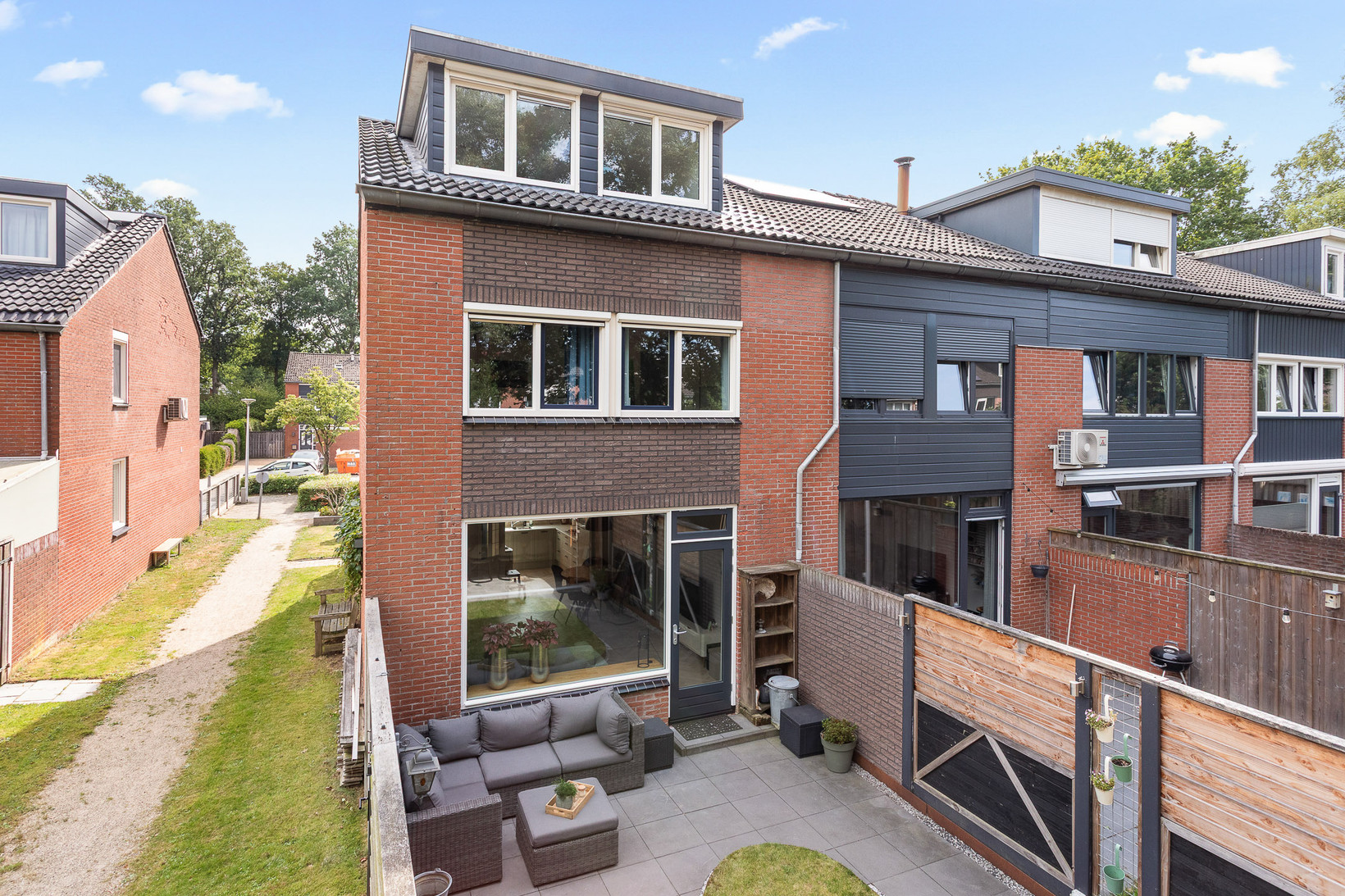 Hoekwoning te koop: Hunenveldlaan 68, Oldenzaal