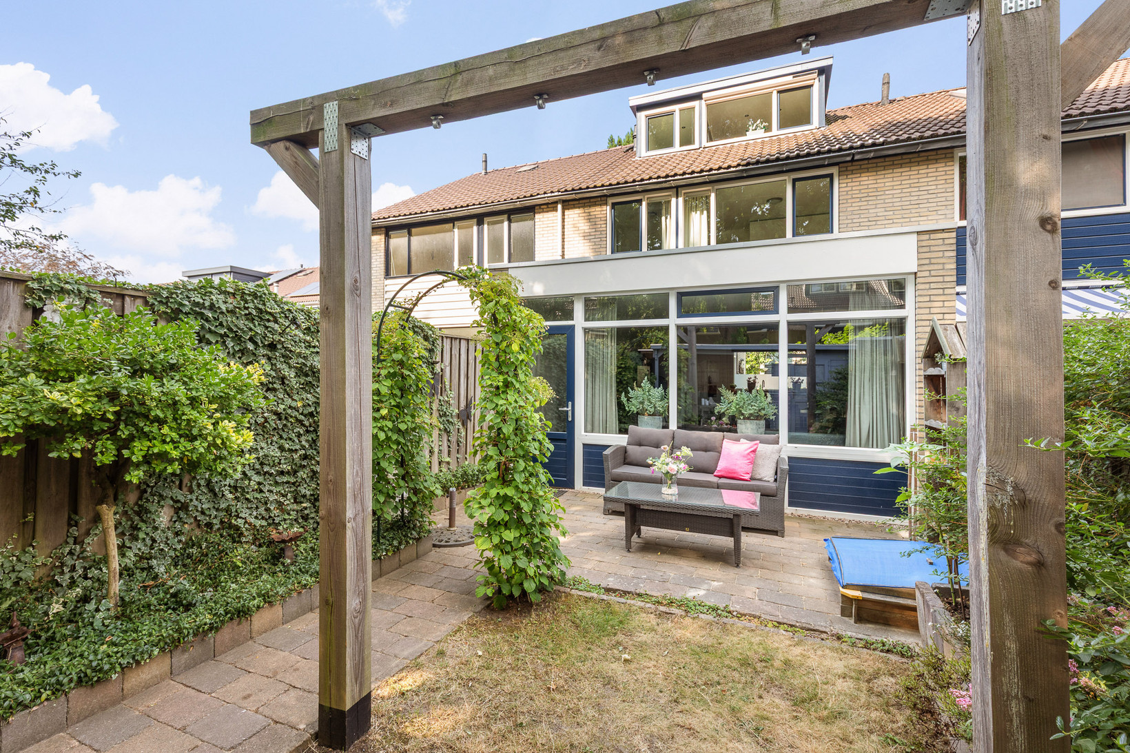 Tussenwoning te koop: Hondsdraf 16, Oldenzaal