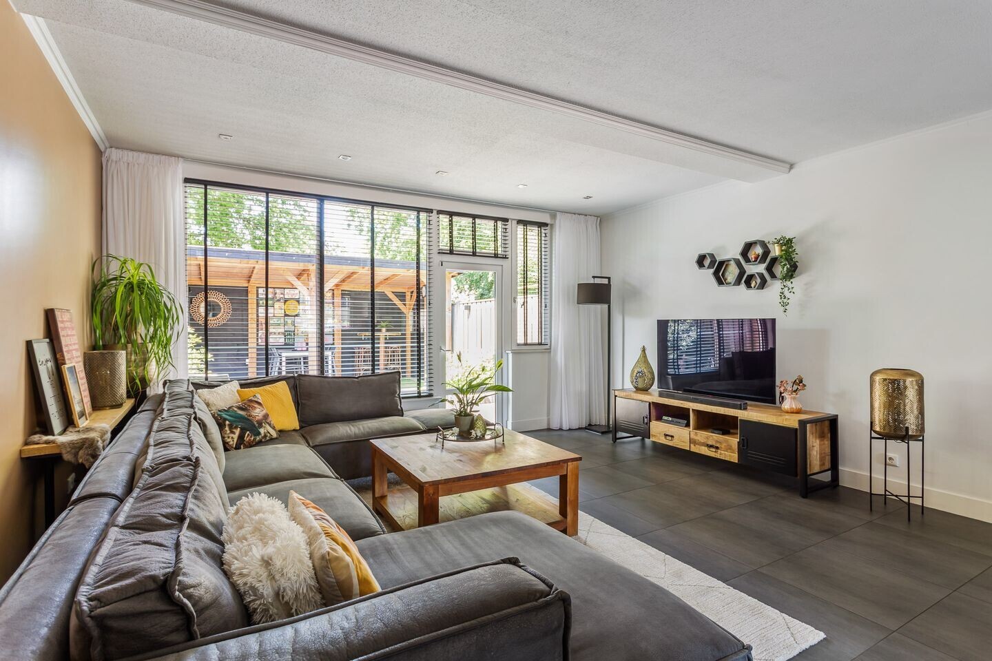 Tussenwoning te koop: Zenegroen 19, Oldenzaal