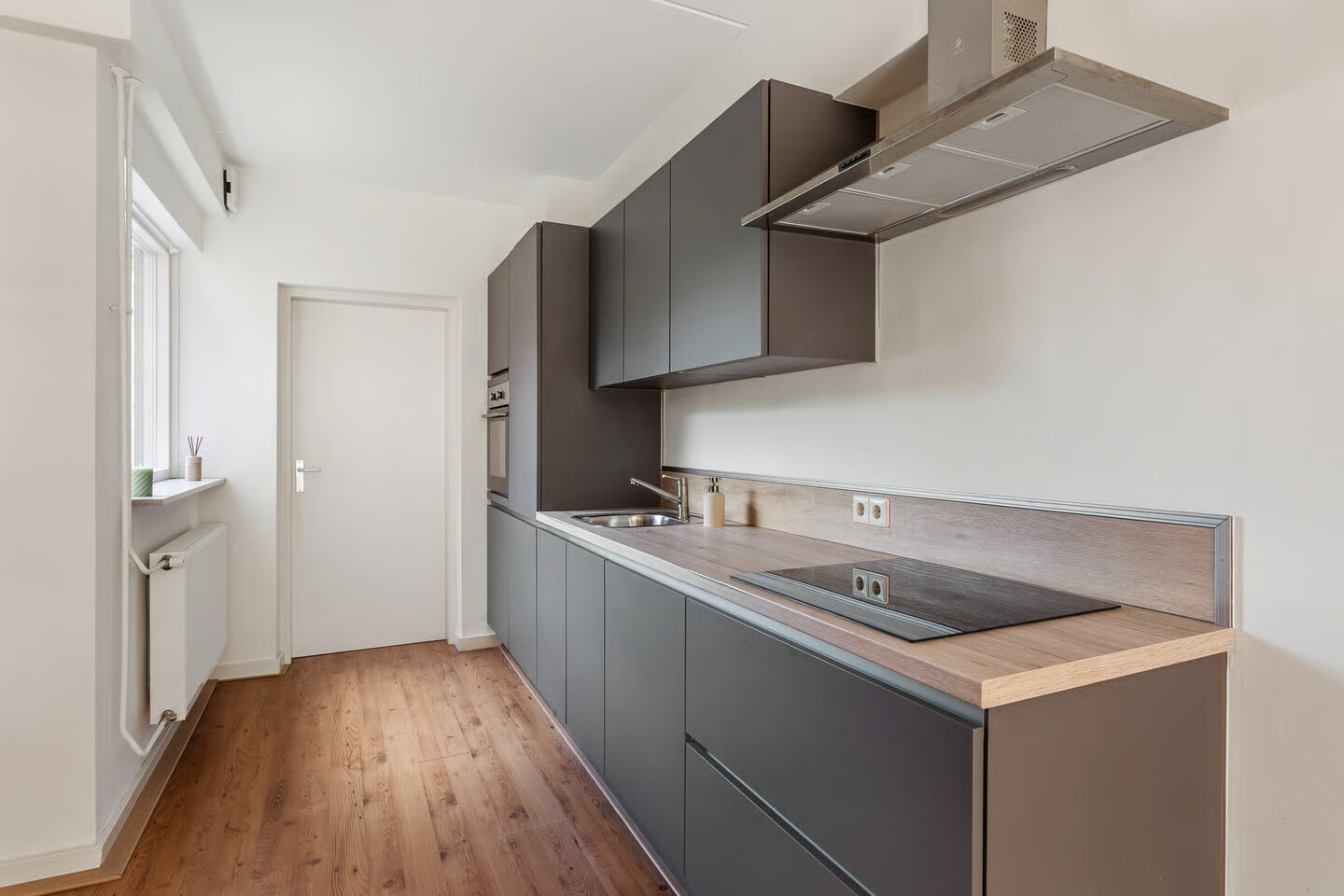 Tussenwoning te koop: Leeuwebek 18, Oldenzaal