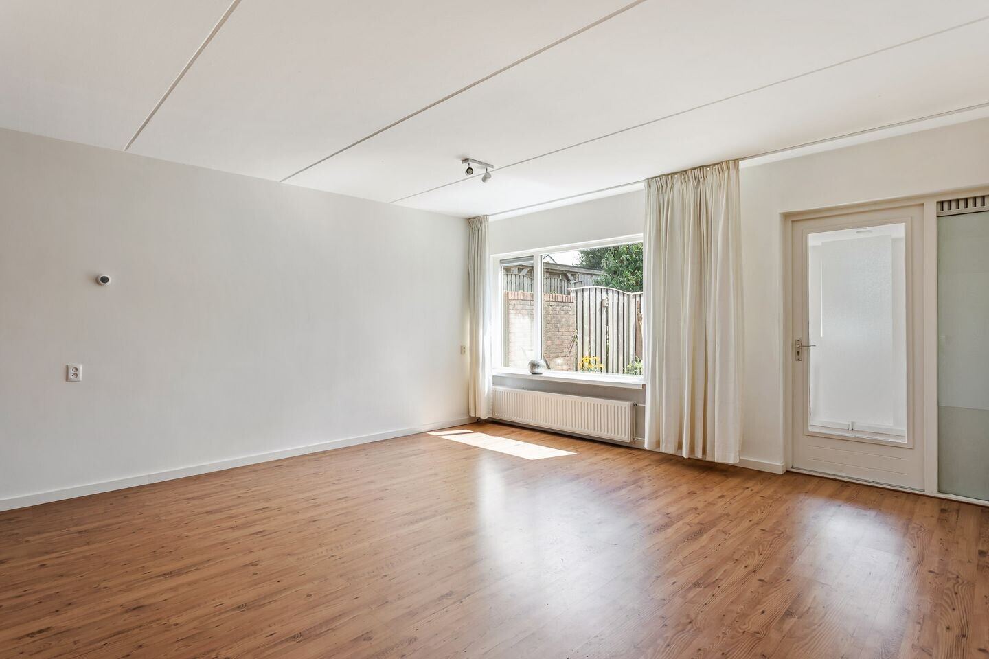 Tussenwoning te koop: Leeuwebek 18, Oldenzaal