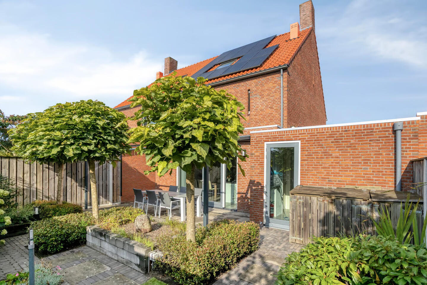 Tussenwoning te koop: hoefsmid 4, Oldenzaal