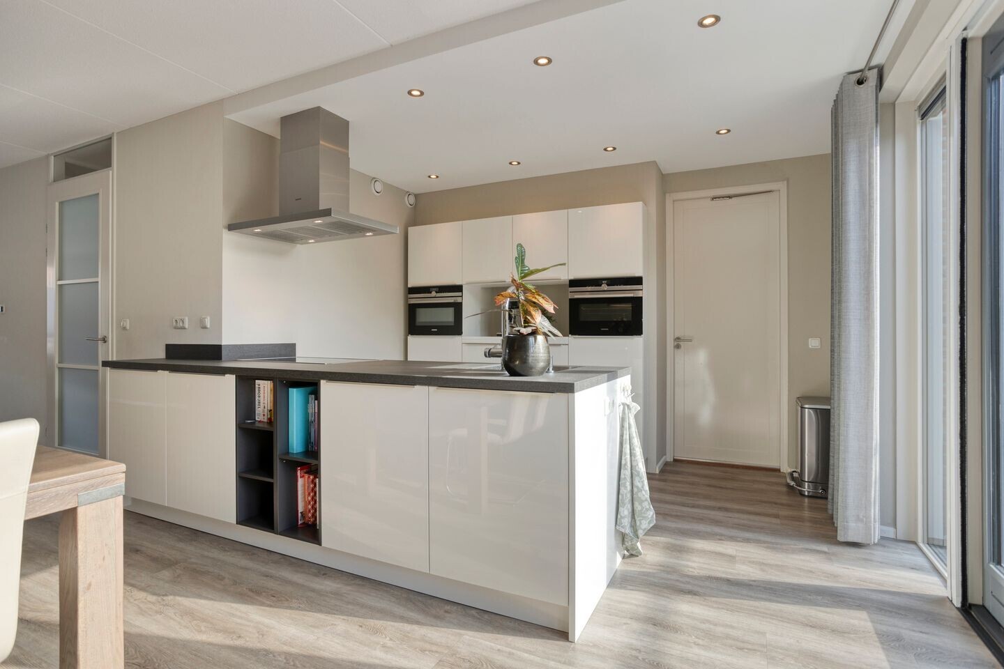 Tussenwoning te koop: hoefsmid 4, Oldenzaal