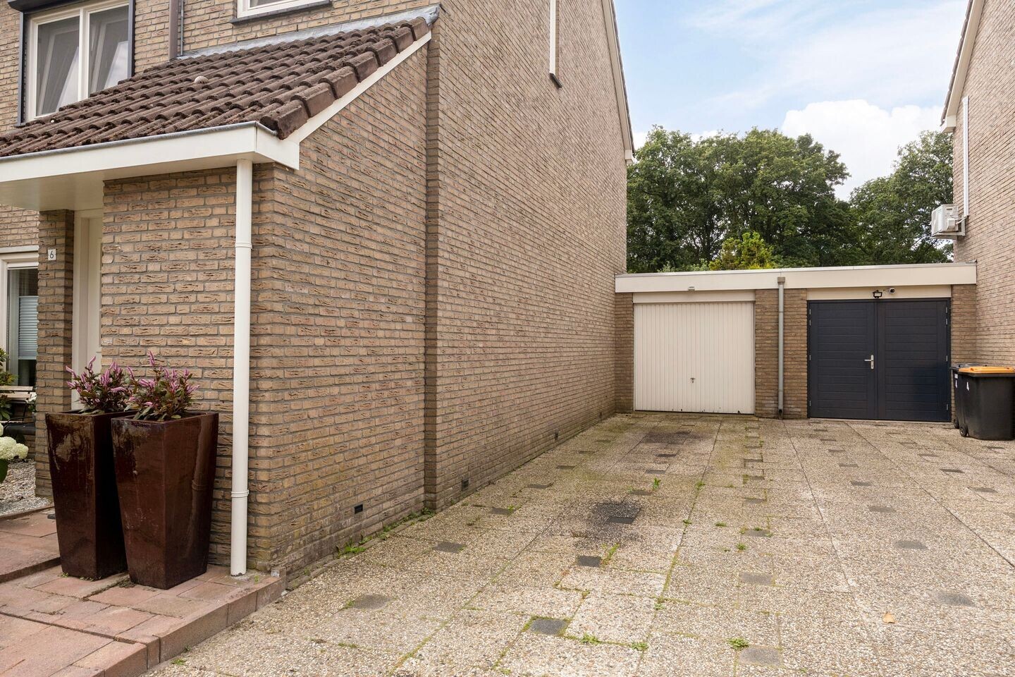 Tussenwoning te koop: Haydnstraat 6, Losser