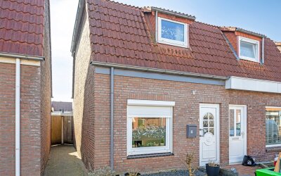 Tjibbe Knolstraat 16