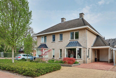 Lomanskamp 11