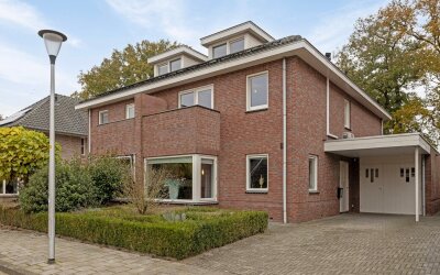Hoge Weer 18