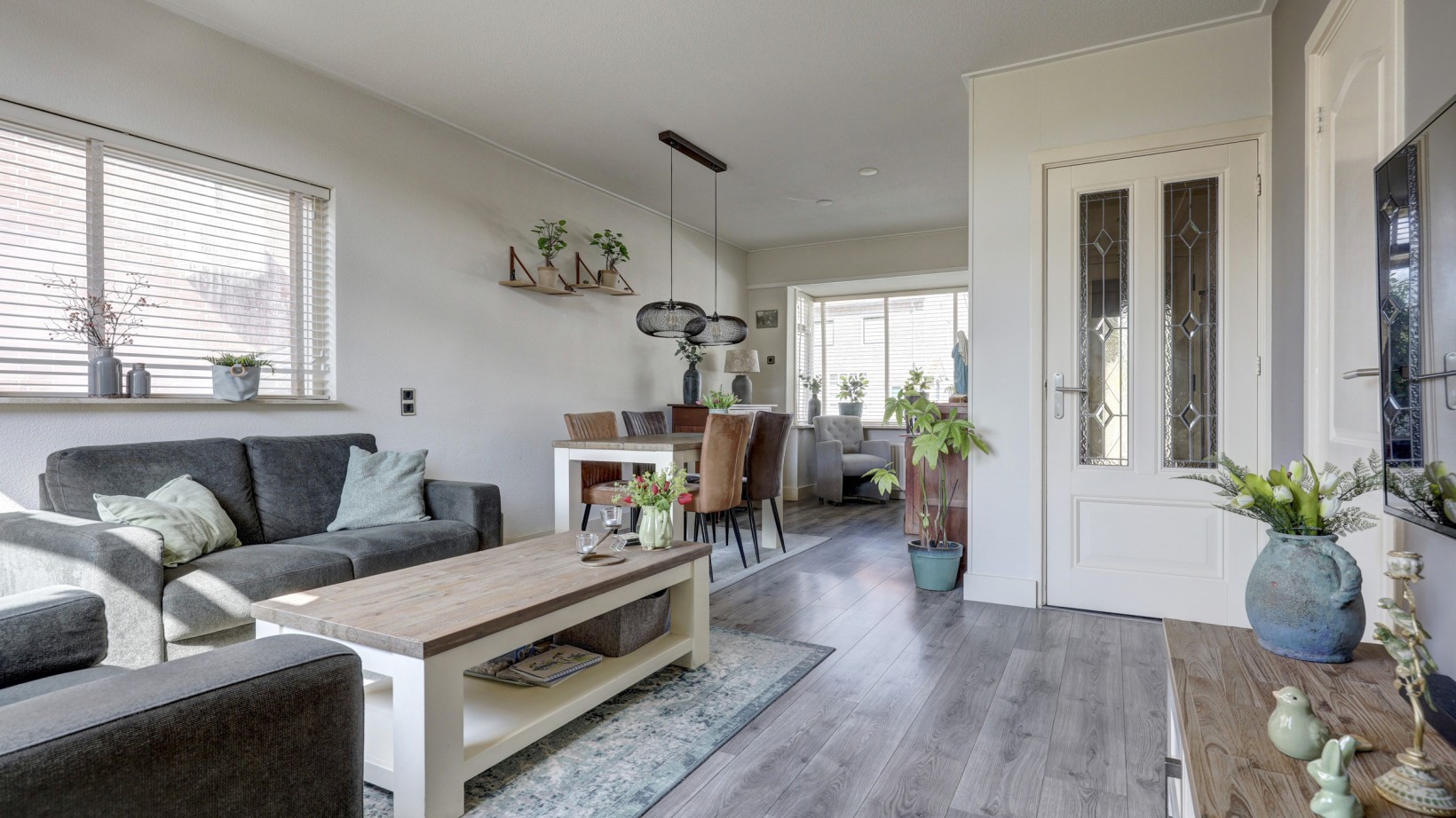 Twee-onder-één-kap te koop: Violierstraat 10, Almelo