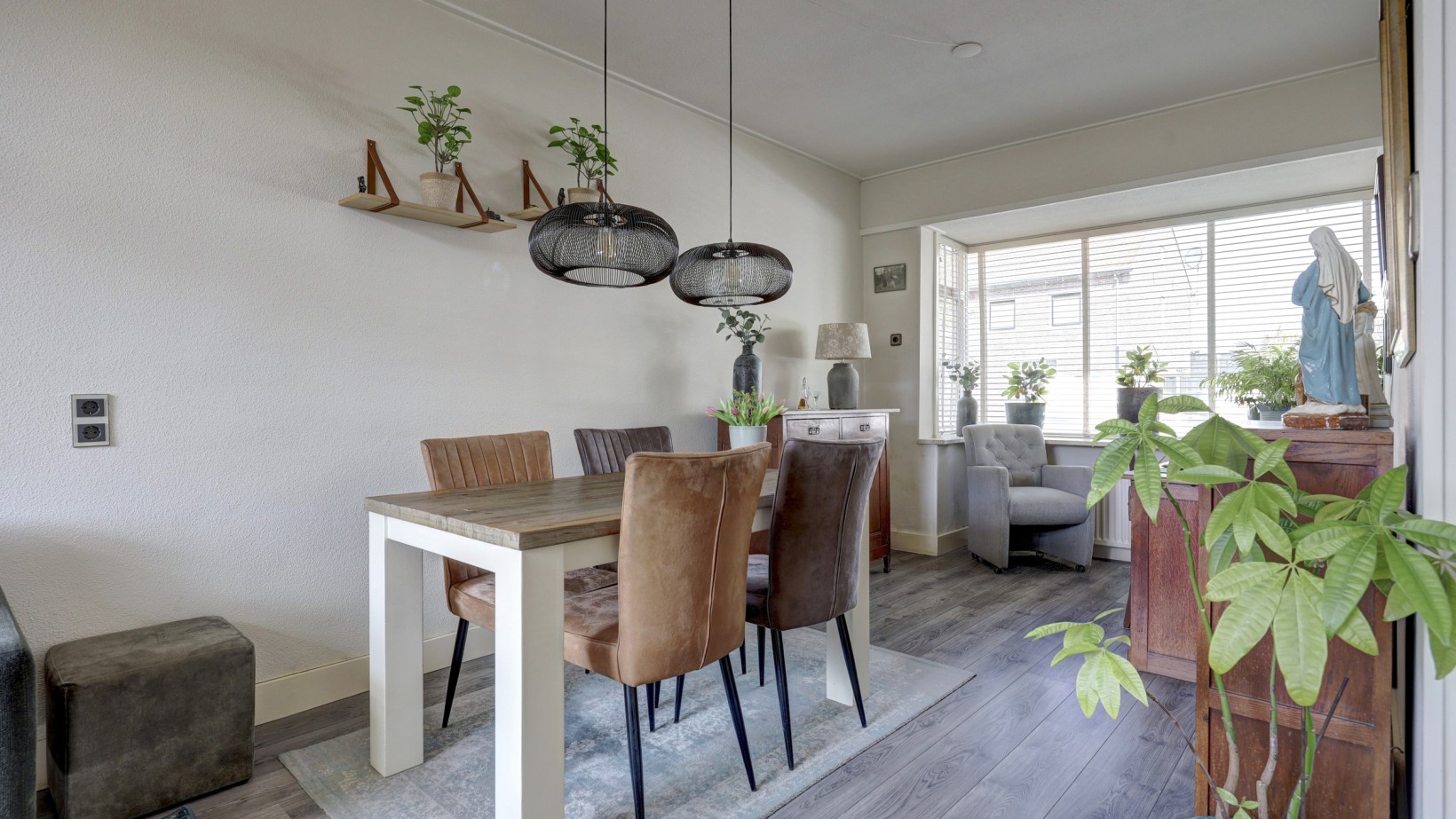 Twee-onder-één-kap te koop: Violierstraat 10, Almelo