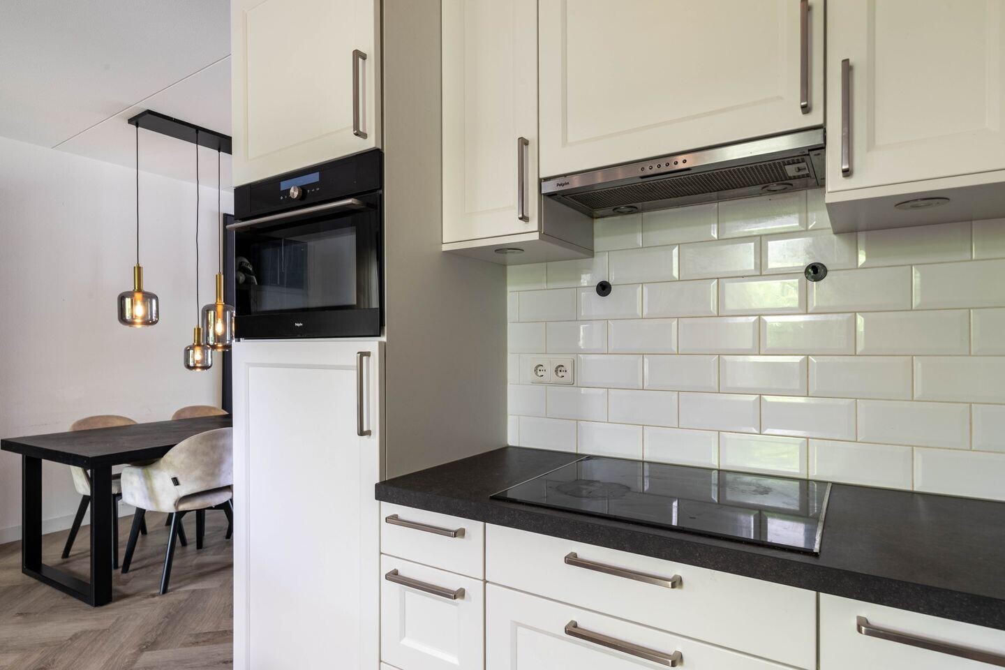 Twee-onder-één-kap te koop: Smaragdstraat 46, Almelo