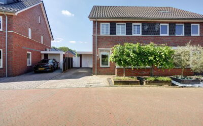 Topaasstraat 8