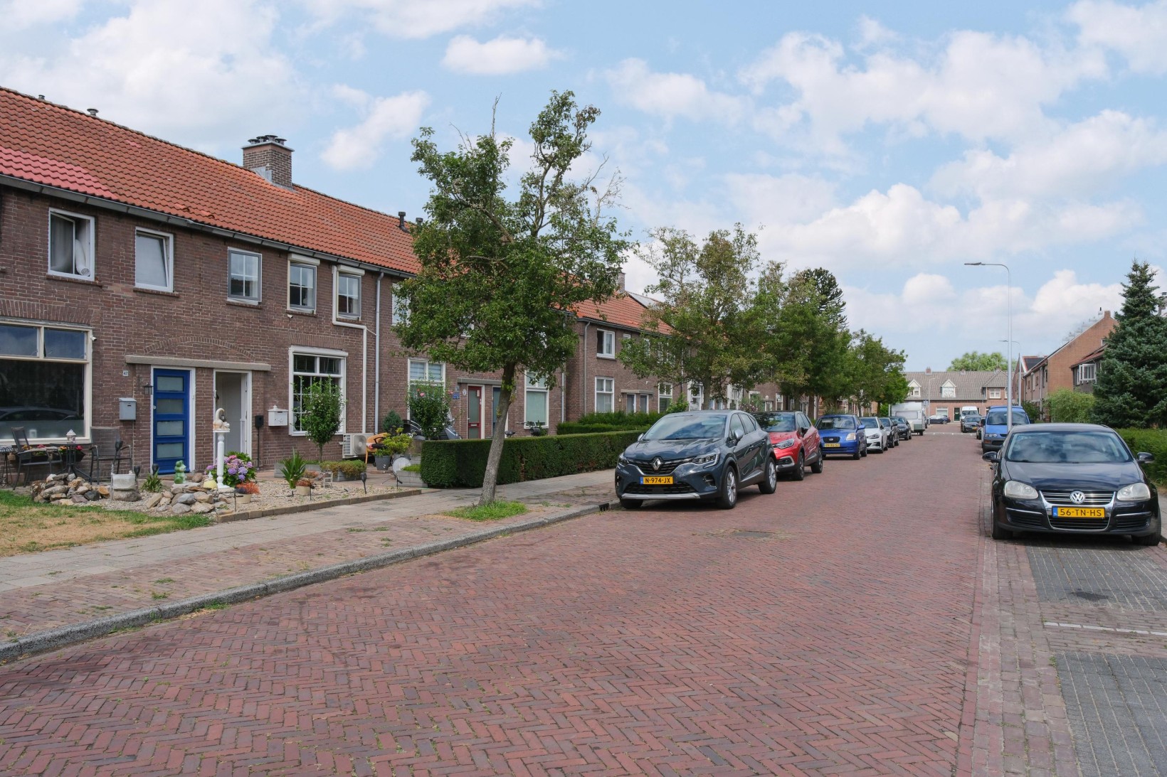 Tussenwoning te koop: Jasmijnstraat 45, Almelo