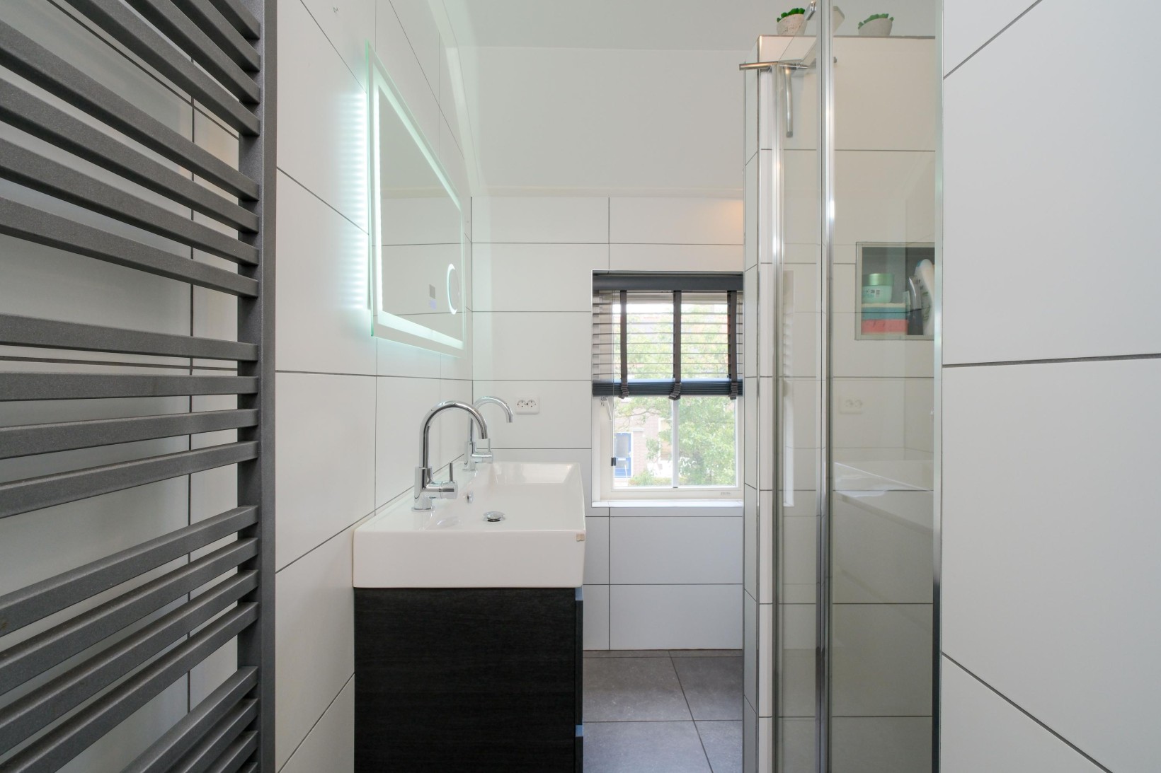 Tussenwoning te koop: Jasmijnstraat 45, Almelo