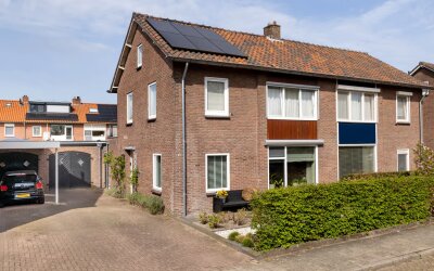 Deken van der Waardenlaan 6