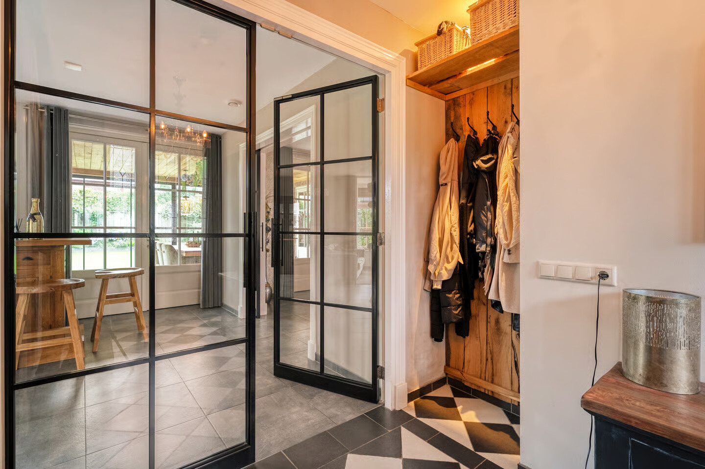 Vrijstaande woning te koop: Van 't Hofflaan 10, Almelo
