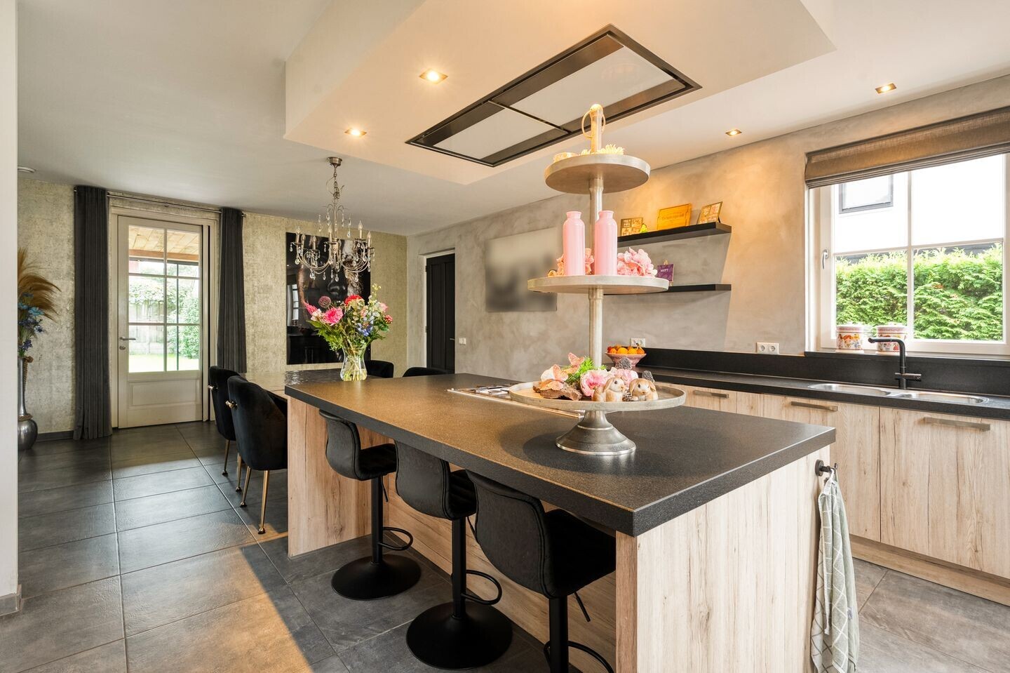 Vrijstaande woning te koop: Van 't Hofflaan 10, Almelo
