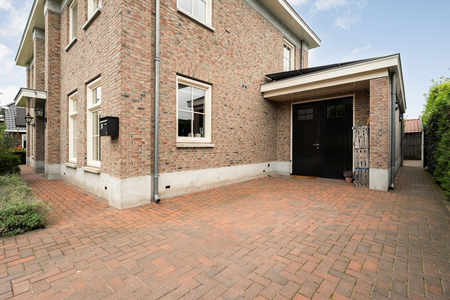 Vrijstaande woning te koop: Van 't Hofflaan 10, Almelo