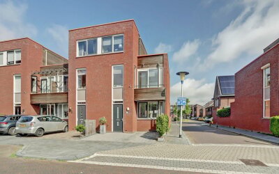 Garenboom 81