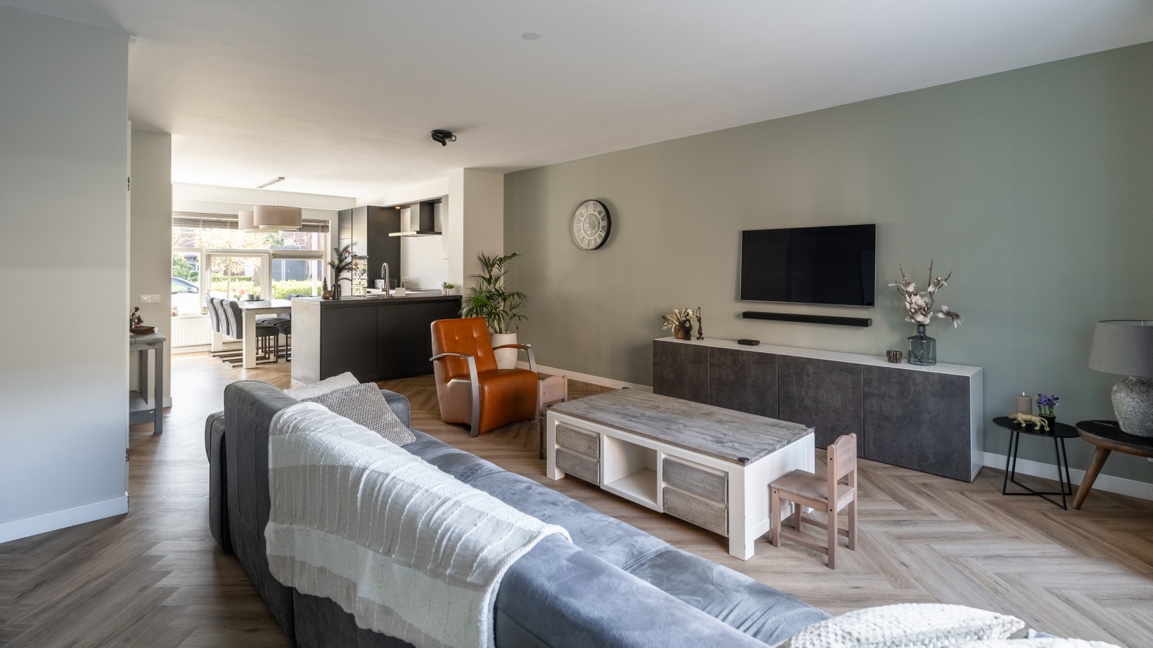 Tussenwoning te koop: Weefgetouw 19, Almelo