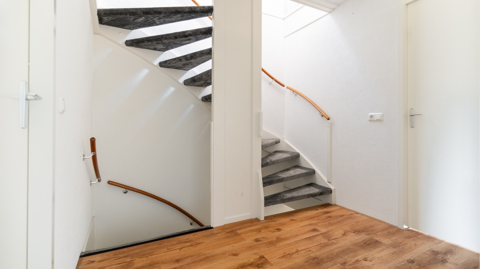 Tussenwoning te koop: Weefgetouw 19, Almelo