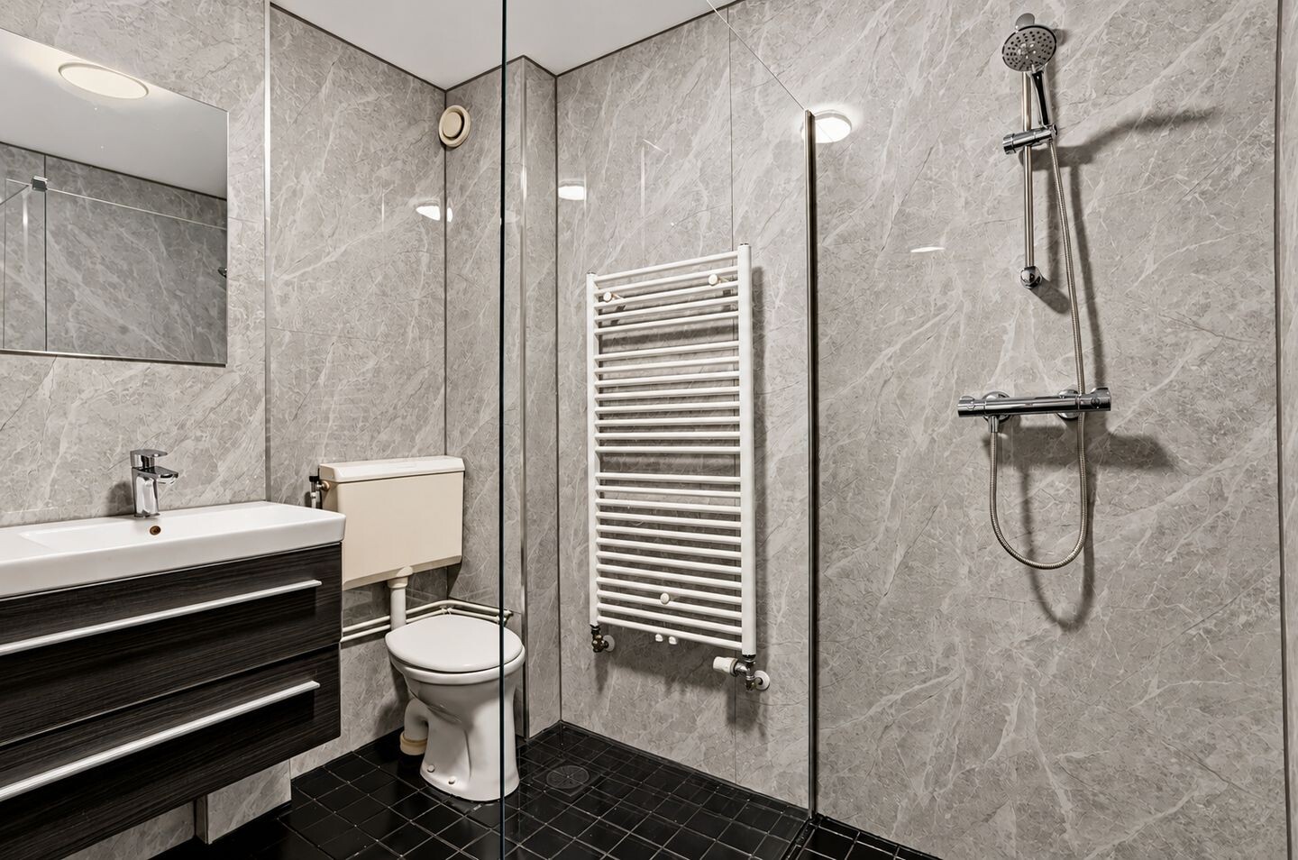 Tussenwoning te koop: Twickel 67, Almelo