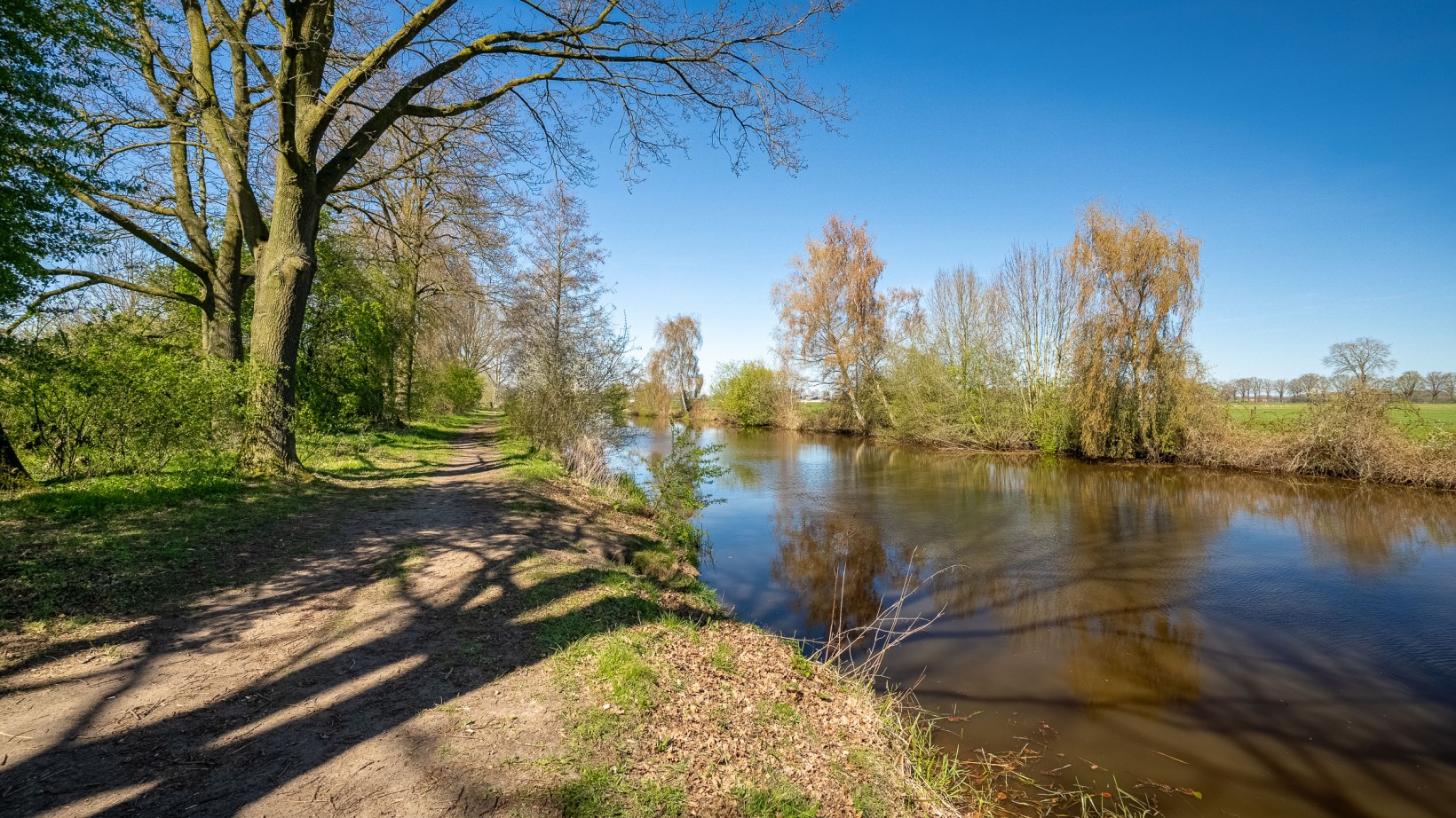 Vrijstaande woning te koop: Rensumaborg 17, Almelo