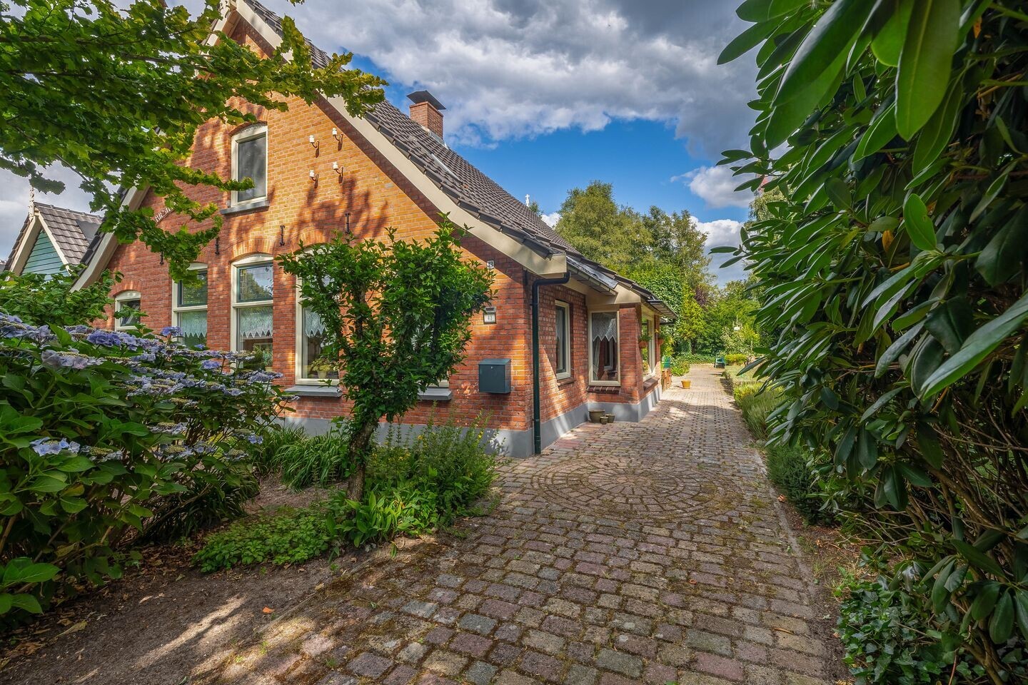 Vrijstaande woning te koop: Biesterweg 43, Almelo