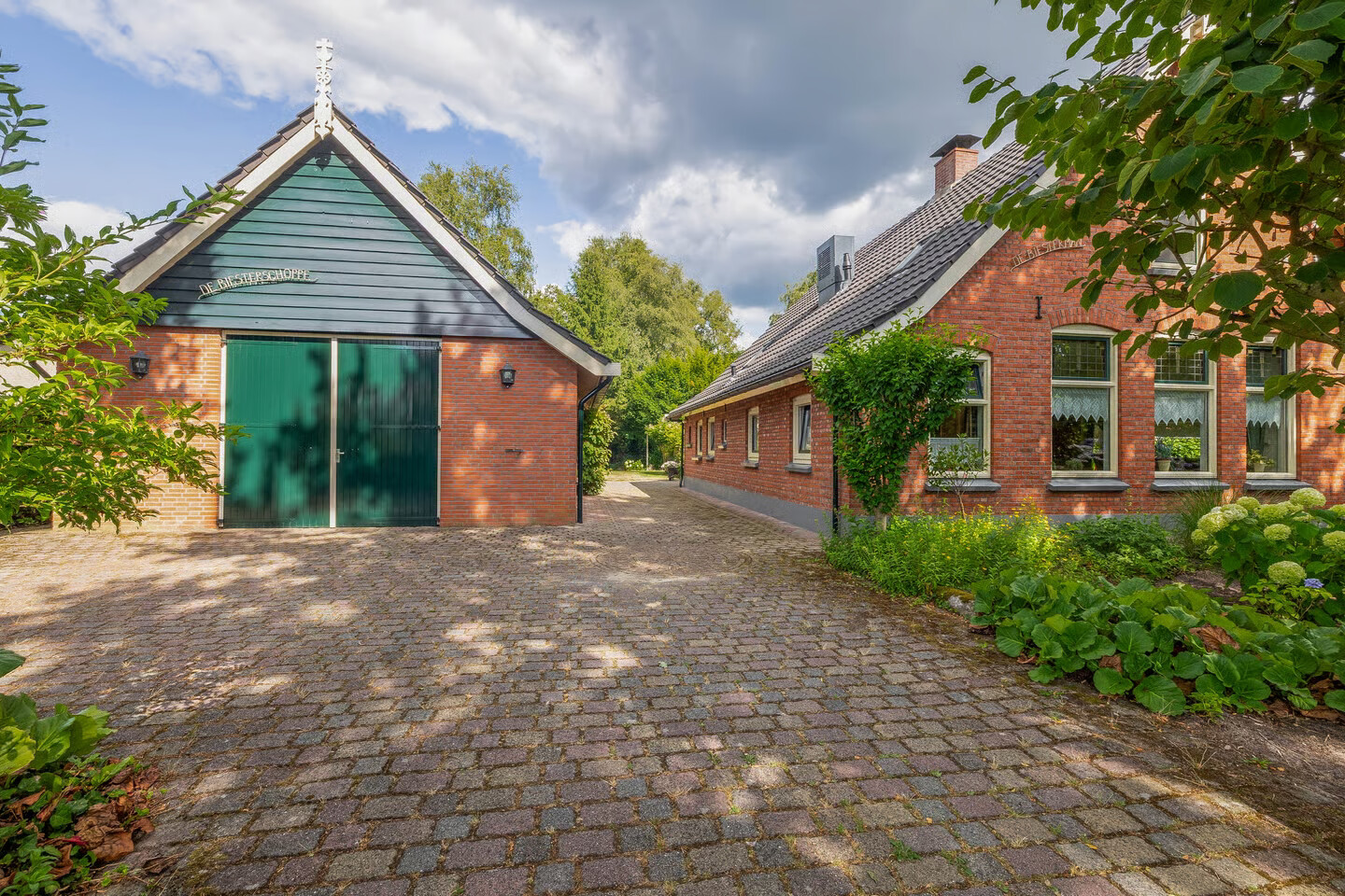 Vrijstaande woning te koop: Biesterweg 43, Almelo