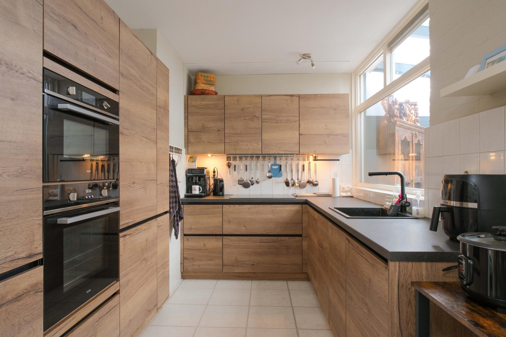 Tussenwoning te koop: Abbingastate 7, Almelo