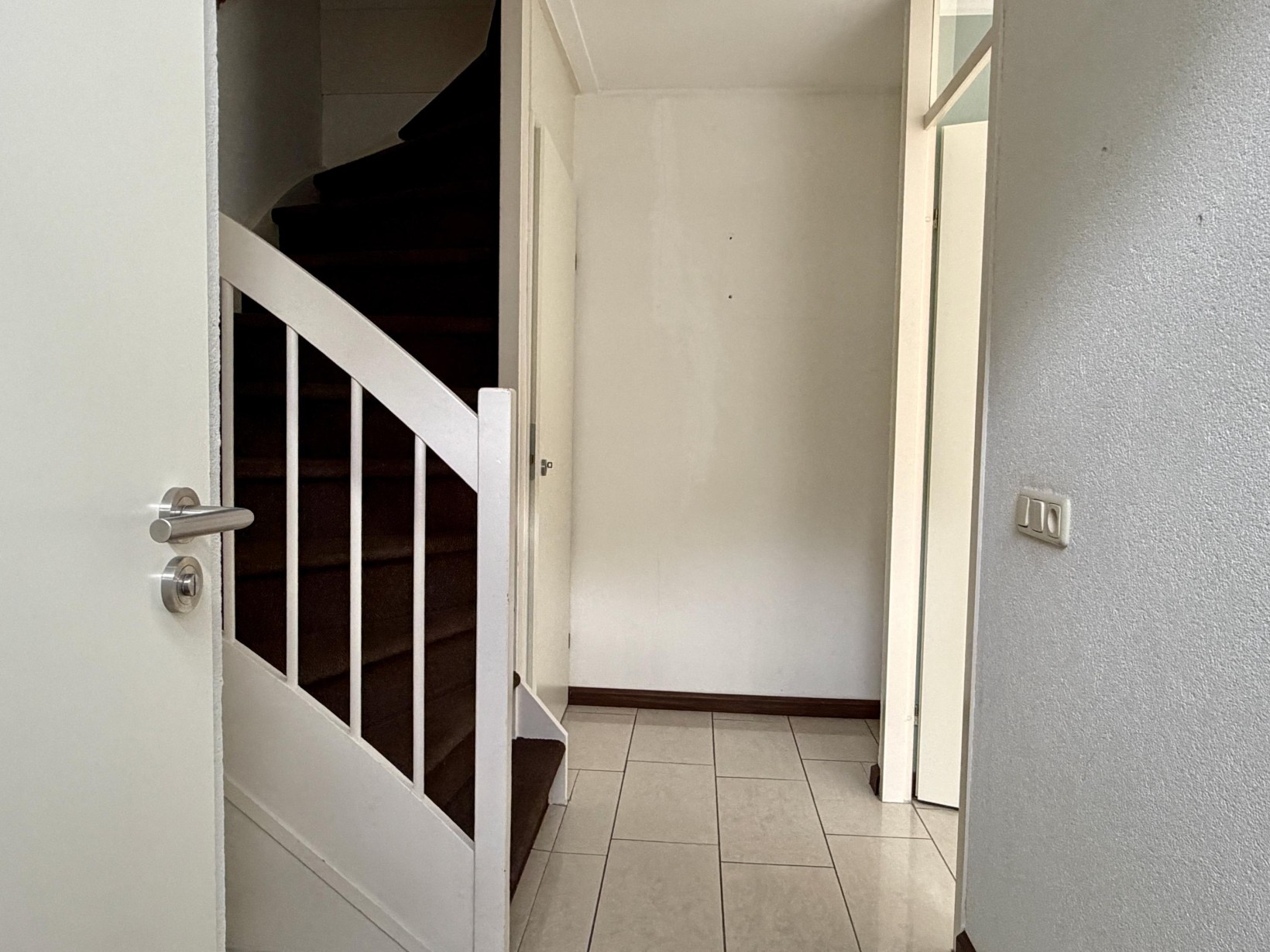 Tussenwoning te koop: De Valk 36, Almelo